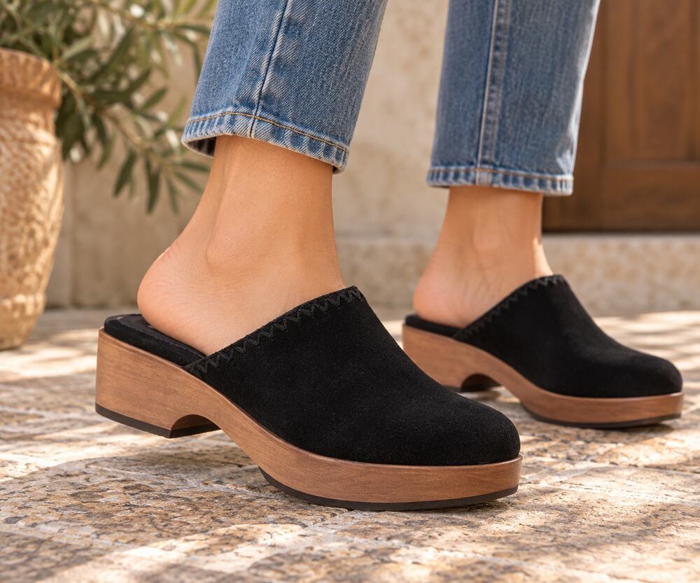 Toms Addison Suede Wood Mule Clogs in Black size 8